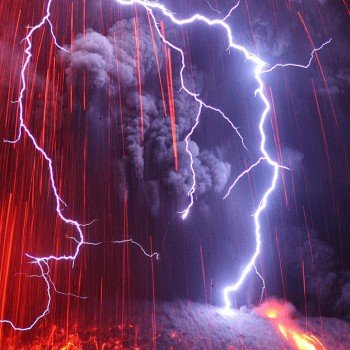 Martin Rietze Captured the Most Amazing Volcanic Eruptions. The stunning fireworks of nature will blow your mind. Martin Rietze Captured the Most Amazing Volcanic Eruptions. The stunning fireworks of nature will blow your mind.